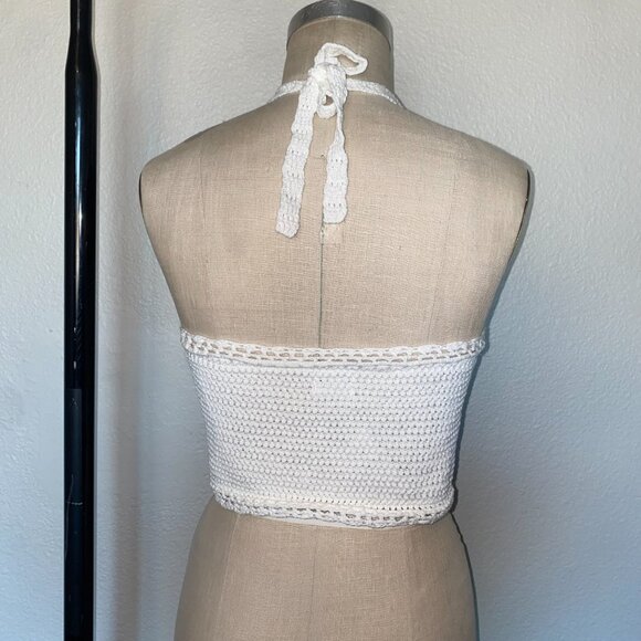 Cotton On Crochet Scallop Halter Knit in Ecru (NWT) - Medium - Picture 2 of 3